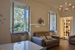 living two room in historic villa on lake side Belgirate for sale real estatetwo room in historic villa on lake side Belgirate for sale real estate