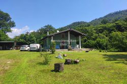 independent house with garden private lake hills sale real estate ellebi