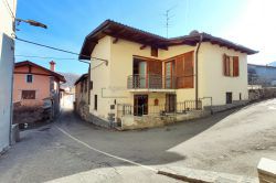 casa indipendente 3 camere da letto alto vergante vendesi carpugnino Agenzia Ellebi