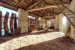 Carpugnino rustico in vendita con terreno e cortile agenzia immobiliare ellebi