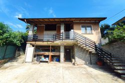carpugnino casa indipendente giardino vendita alto vergante agenzia immobiliare ellebi